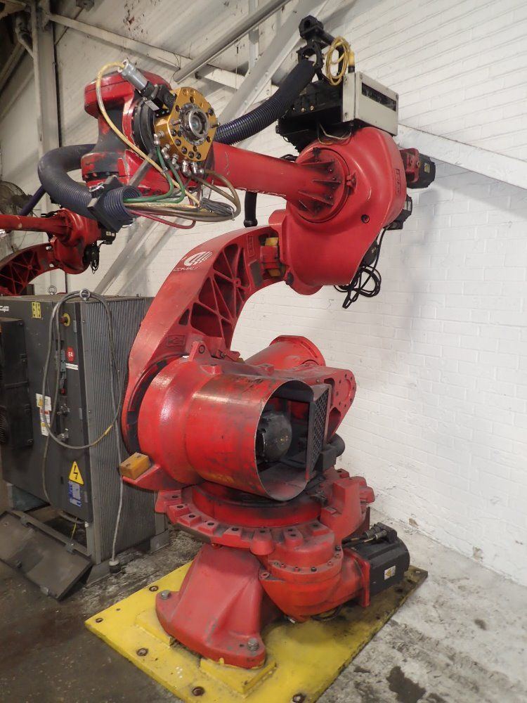 Comau Robot