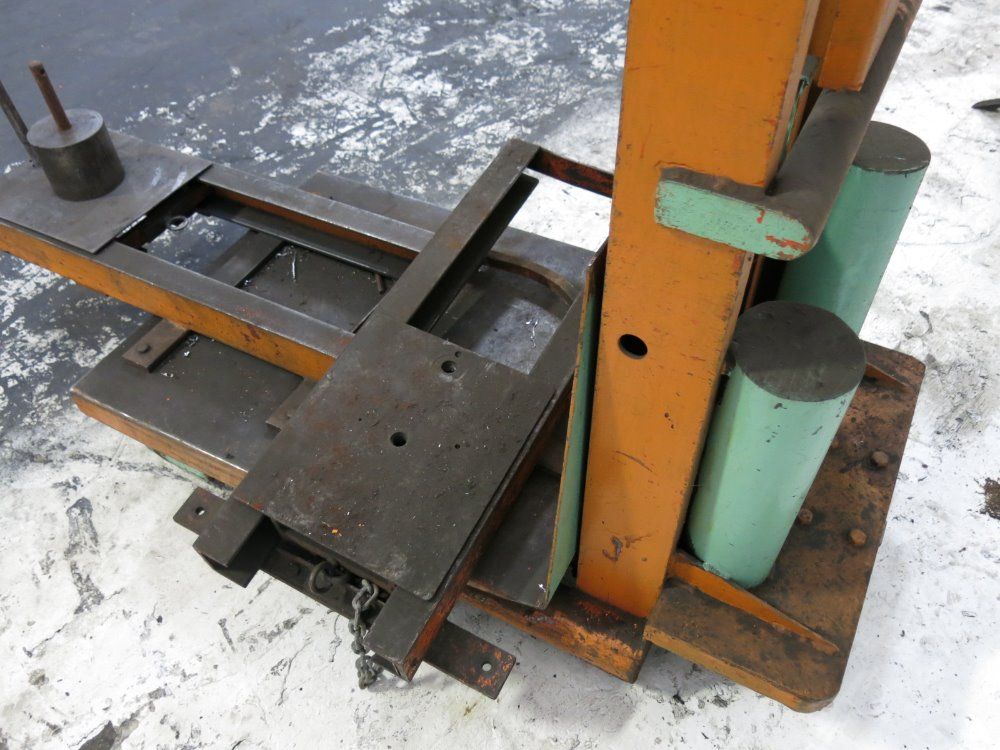 Lewis Shepard Lift Cart