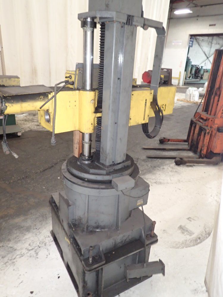 Fanuc / Gmf Robotics Robot