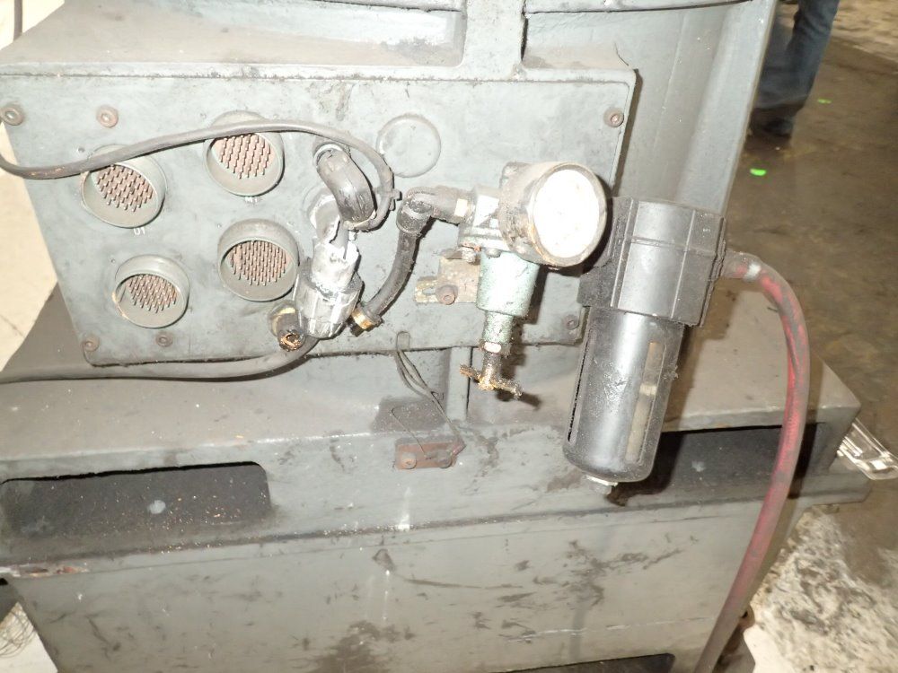 Fanuc / Gmf Robotics Robot