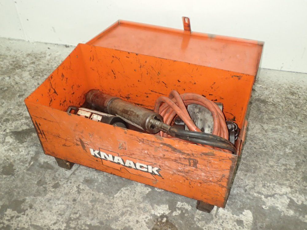Stanley / Knaack Job Box / Hydraulic Tool