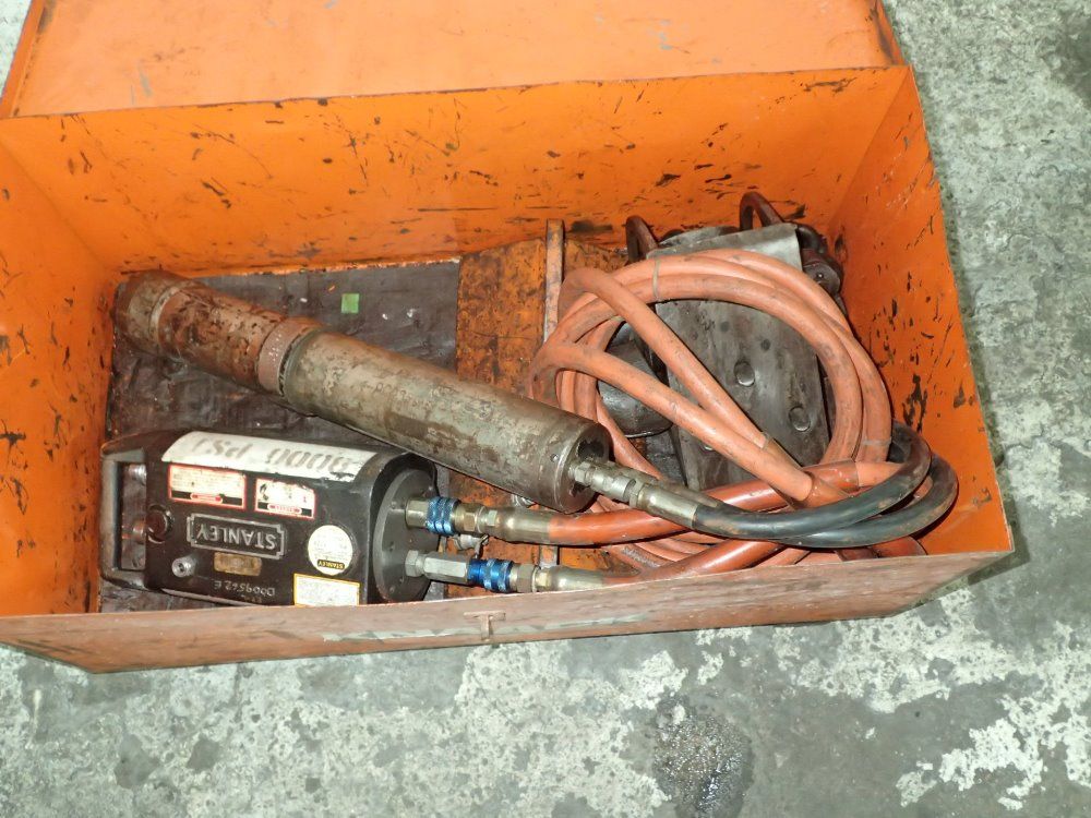 Stanley / Knaack Job Box / Hydraulic Tool