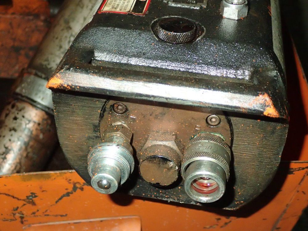 Stanley / Knaack Job Box / Hydraulic Tool