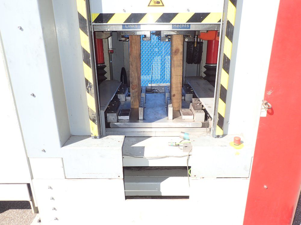 M-o-sys Hydraulic Press