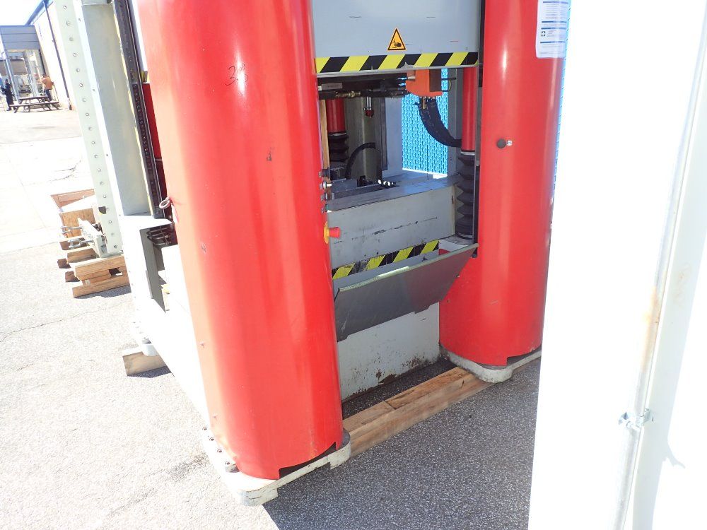M-o-sys Hydraulic Press