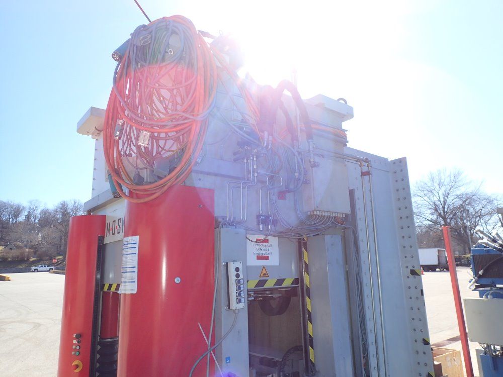 M-o-sys Hydraulic Press