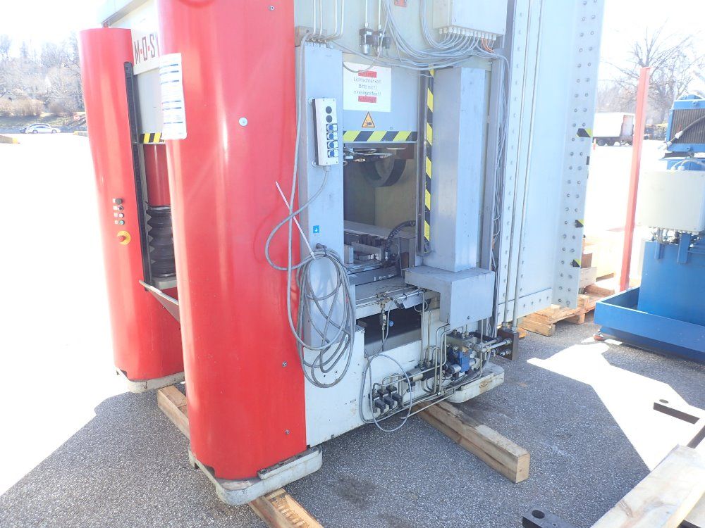 M-o-sys Hydraulic Press