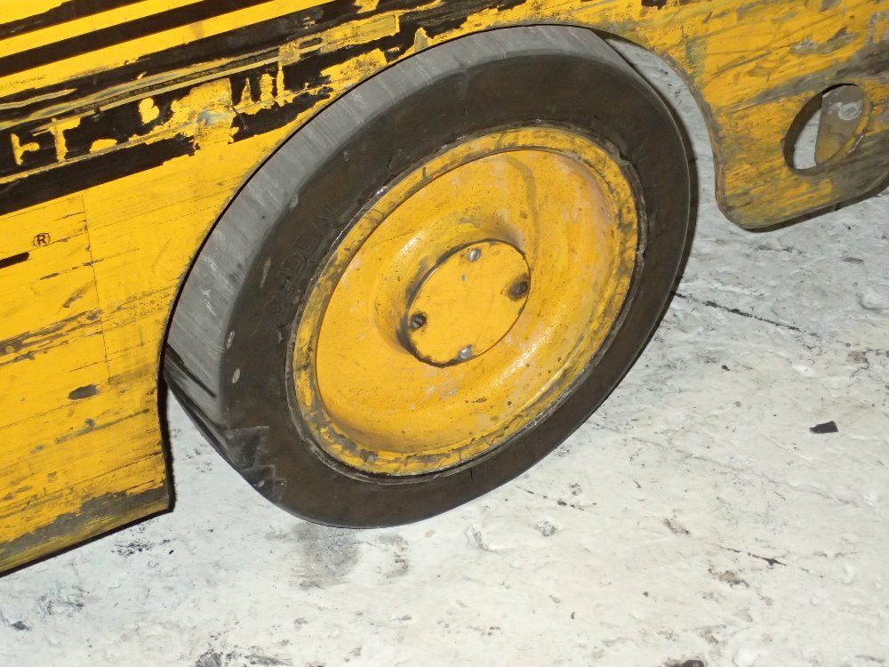 Drexel Electric Swing Mast Forklift