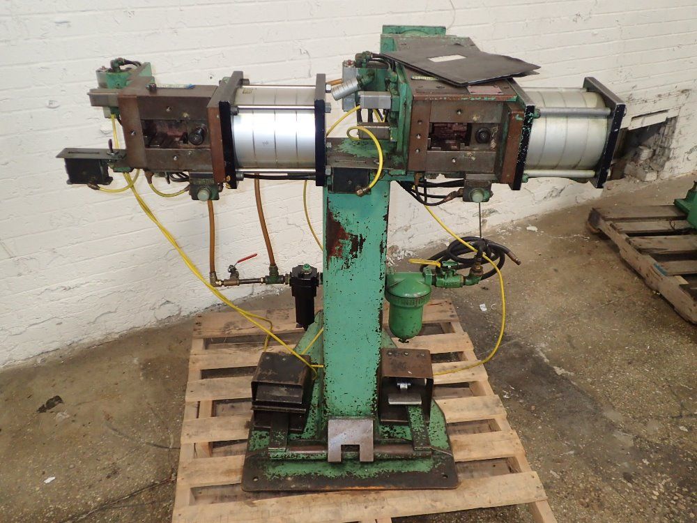 Carson End Forming Machine