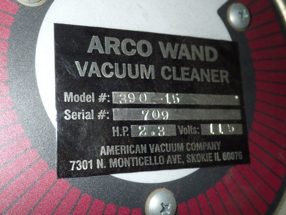 Minuteman 2.3hp Vacuum Cleaner - 390-15