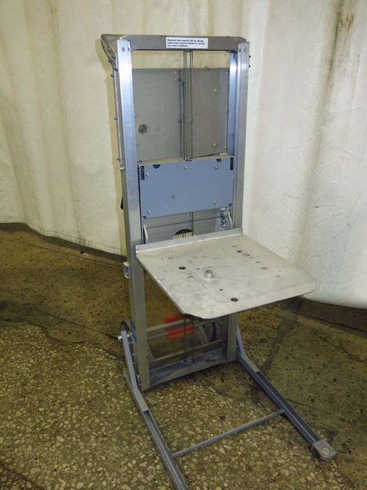 Genie Platform Lift