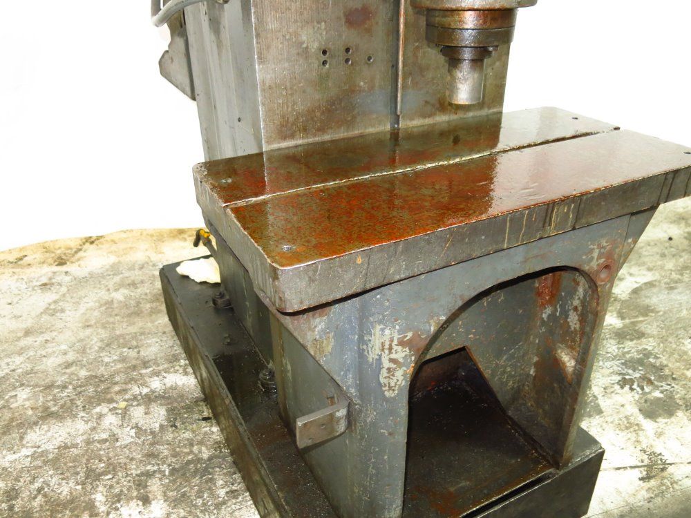 Sundstrand / American Broach Machine Hydraulic Broach Machine