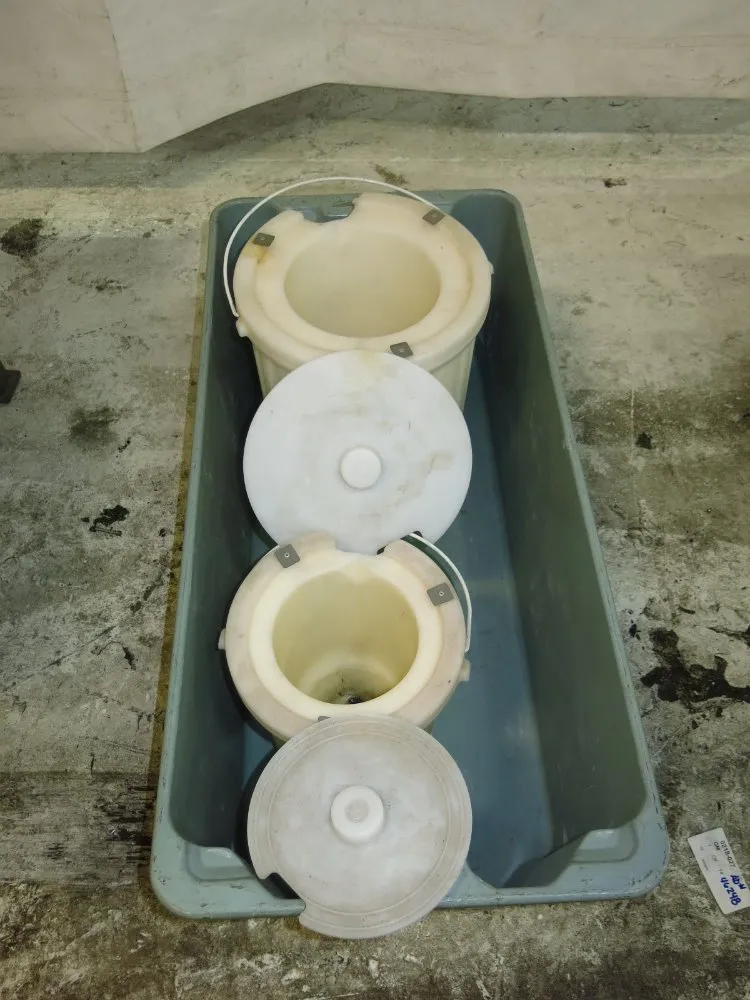 Nalgene Plastic Tanks