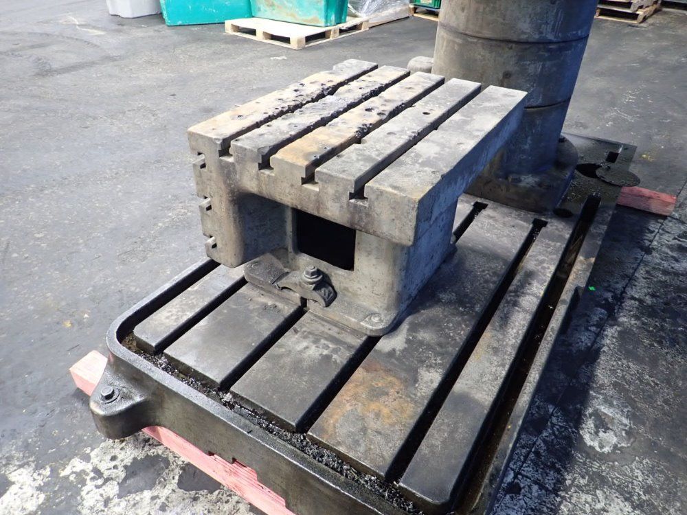 Carlton Radial Arm Drill