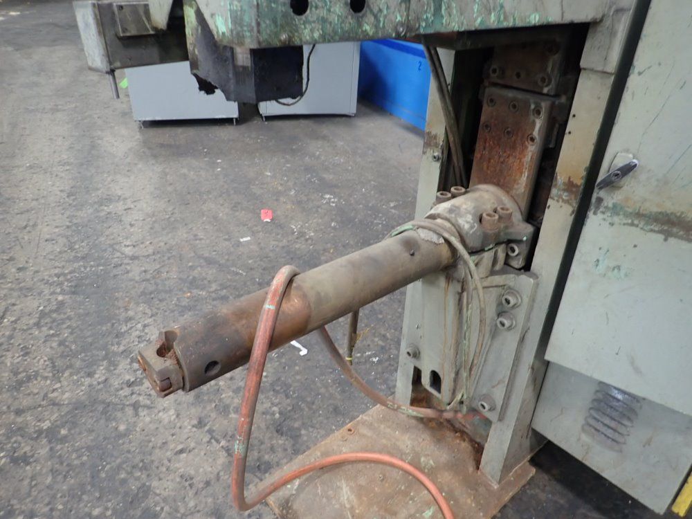 Taylor-winfield Spot Welder