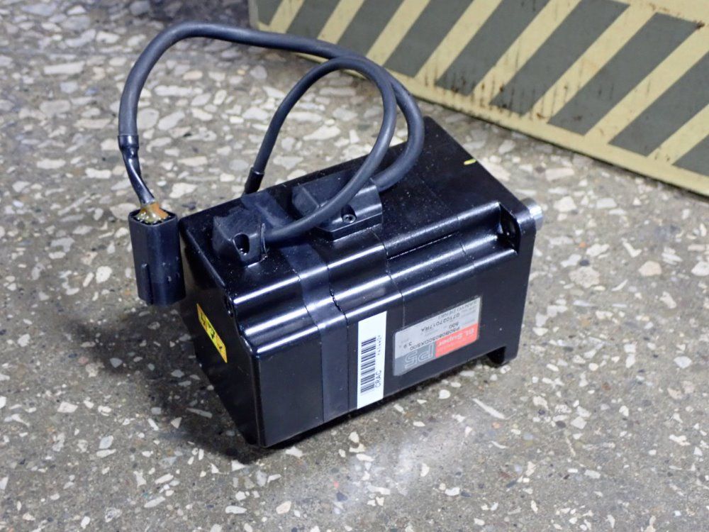 Sanyo Denki Servo Motor