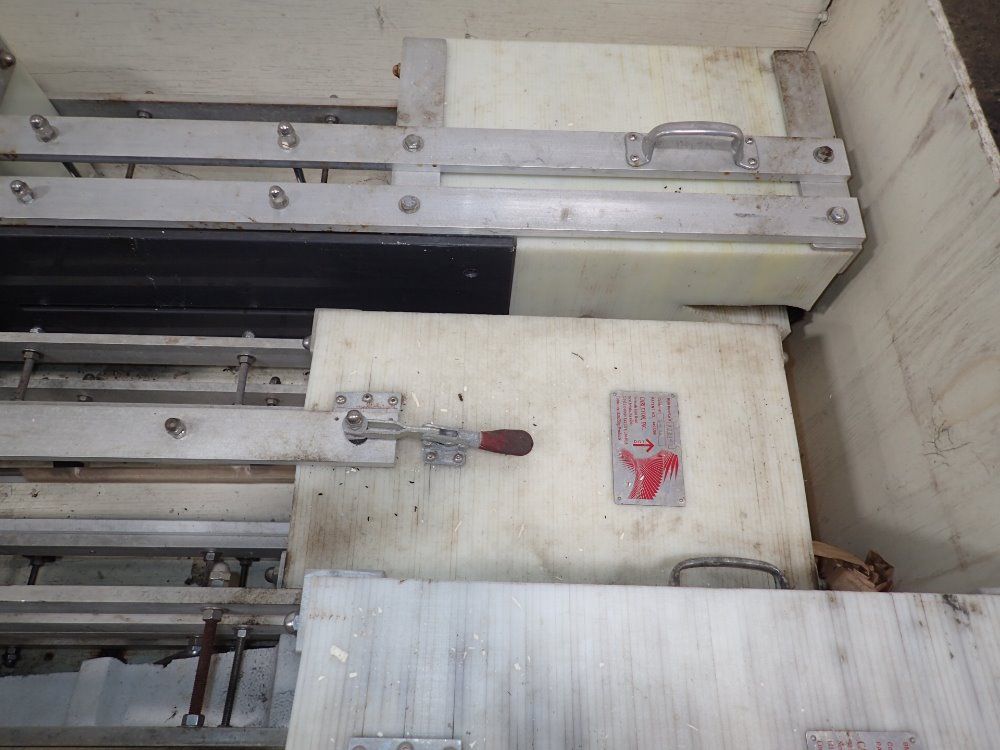 Carleton Bottle Cleaners