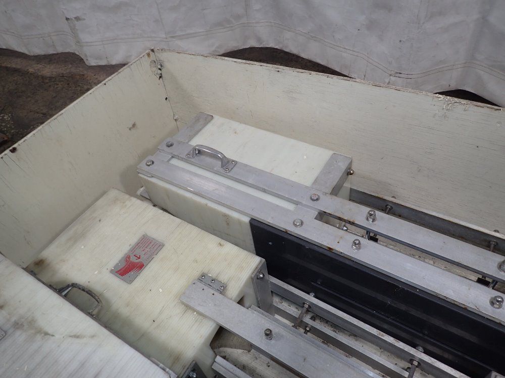 Carleton Bottle Cleaners