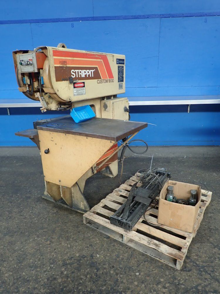 Houdaille / Strippit Punch Press