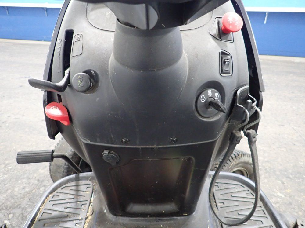 Craftsman Gasoline Lawn Tractor