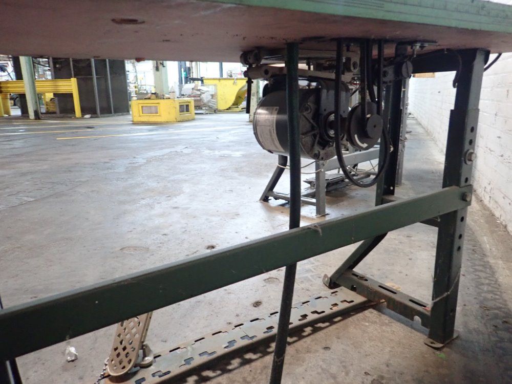 Juki Sewing Machine W/ Table