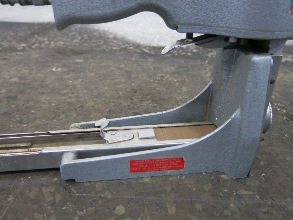 Dws Pneumatic Stapler