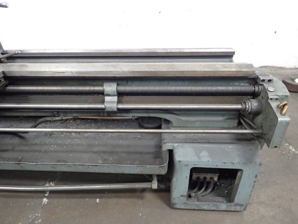 H. Ernault-somua Gap Bed Lathe