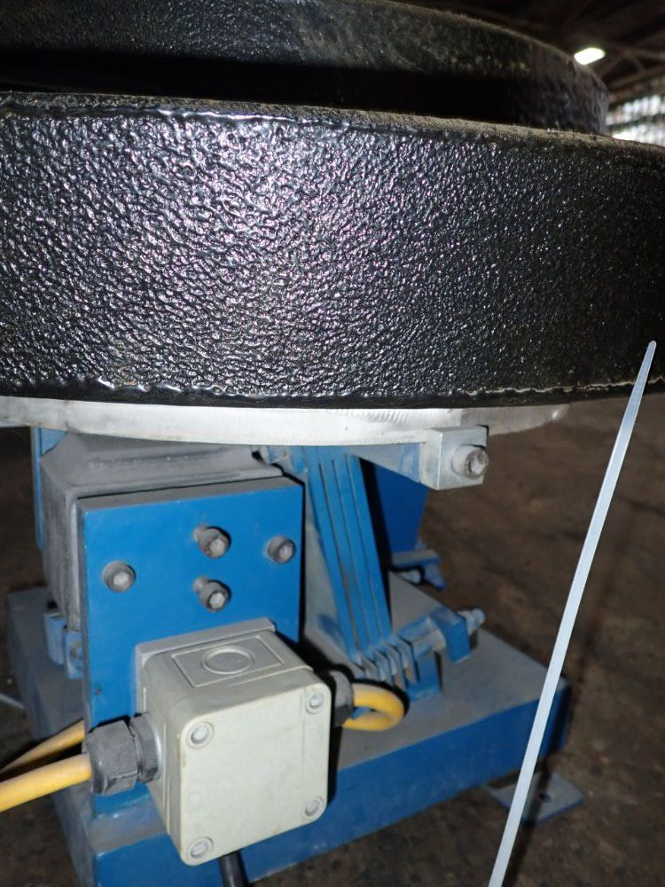 Moorfeed Co. Vibratory Bowl