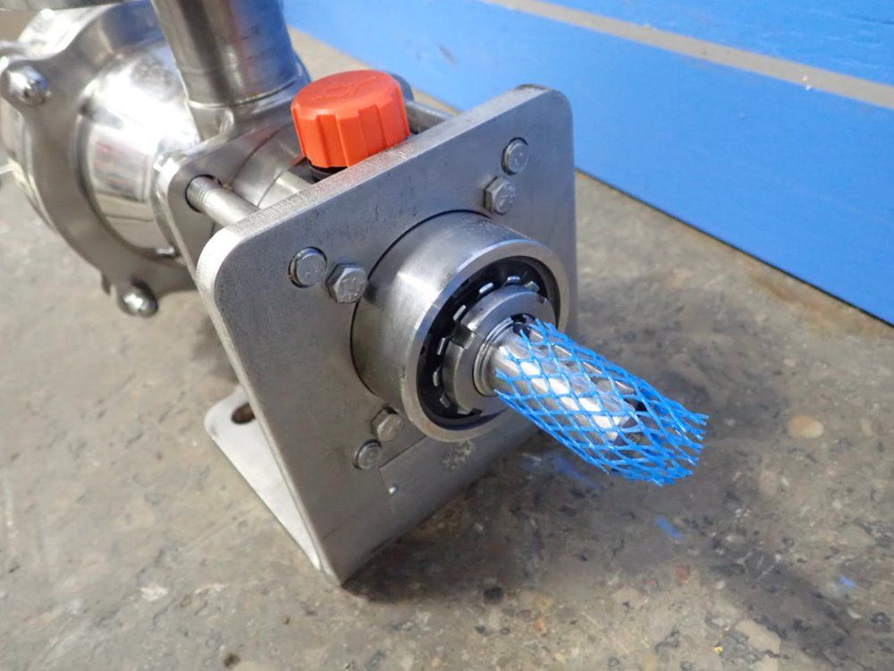 Mouvex Pump & Connector