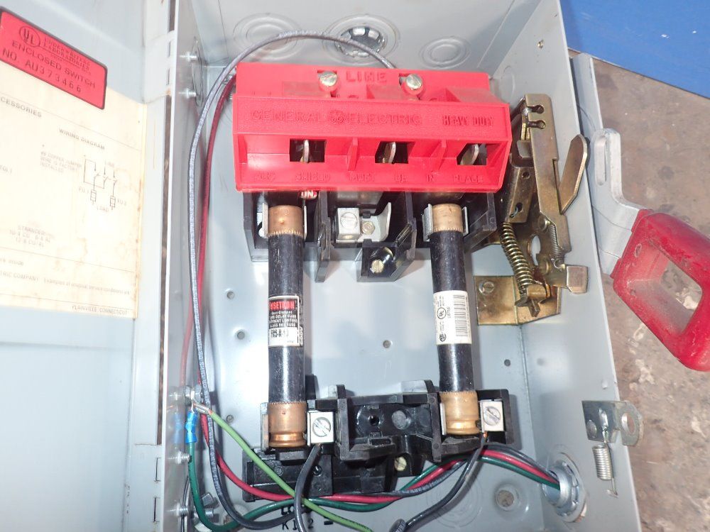 General Elcetric Fusible Disconnect