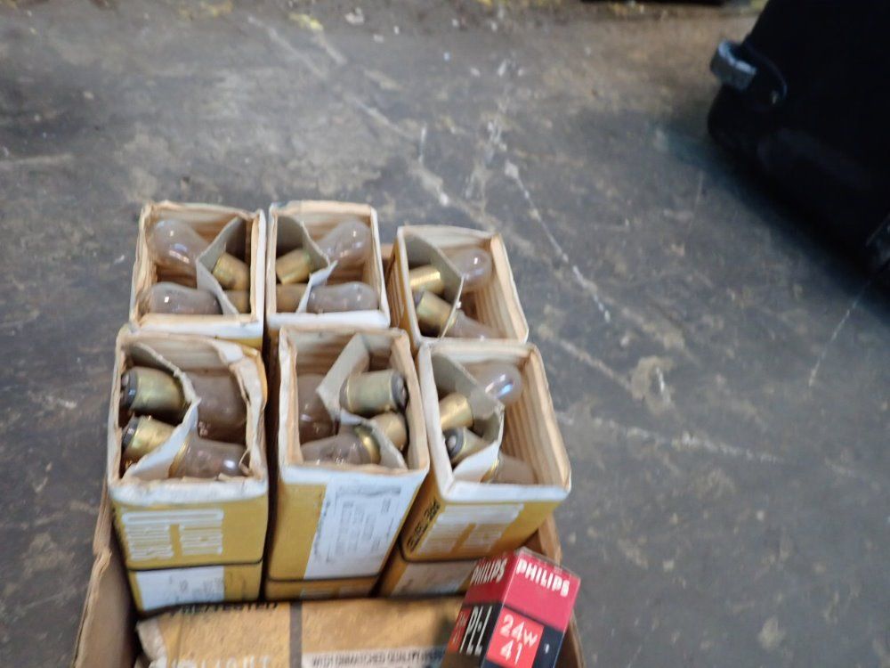 Phillips, Sylvania Light Bulbs