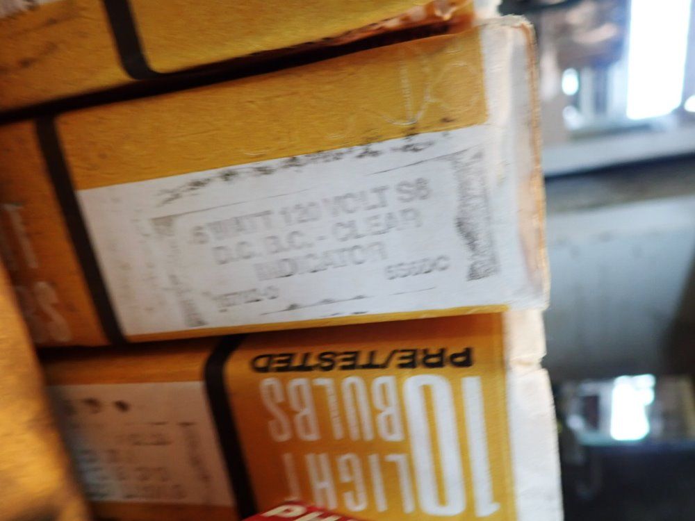 Phillips, Sylvania Light Bulbs