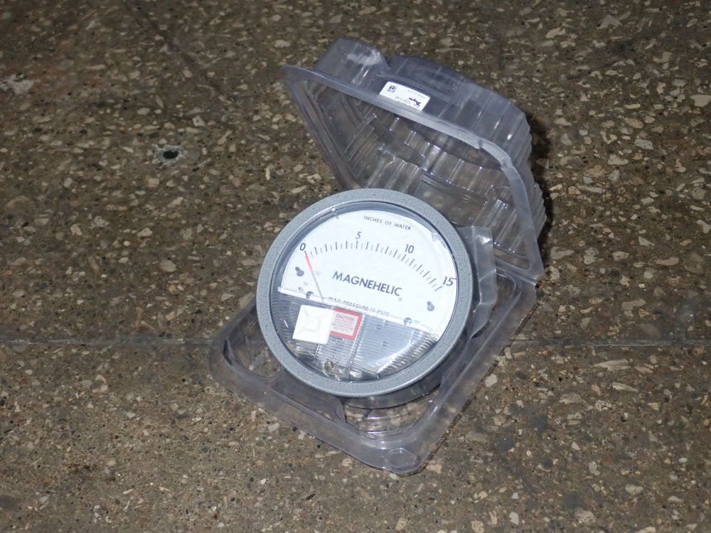 Dwyer Pressure Gauge
