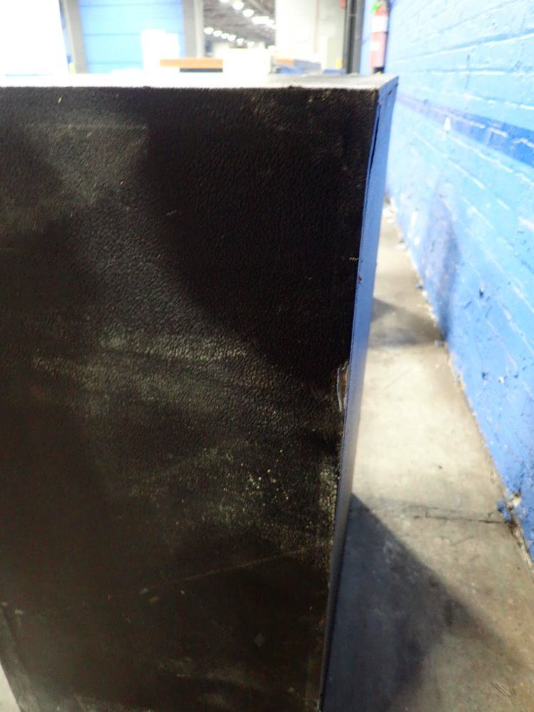 Aerofeed Cabinet / Orginizer