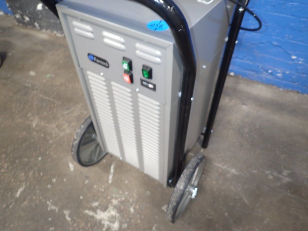Fan Tach Portable Dehumidifer