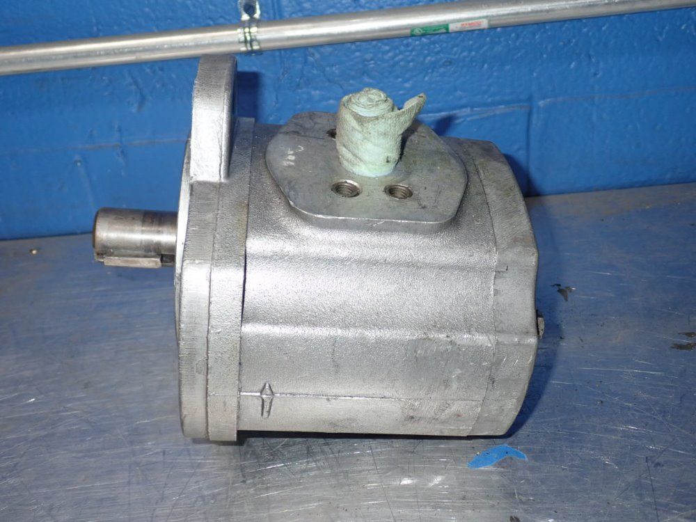 Dowty Hydraulic Pump