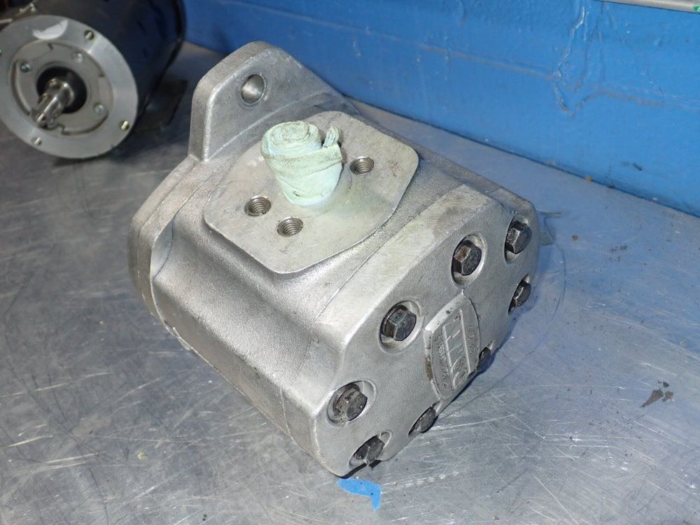 Dowty Hydraulic Pump