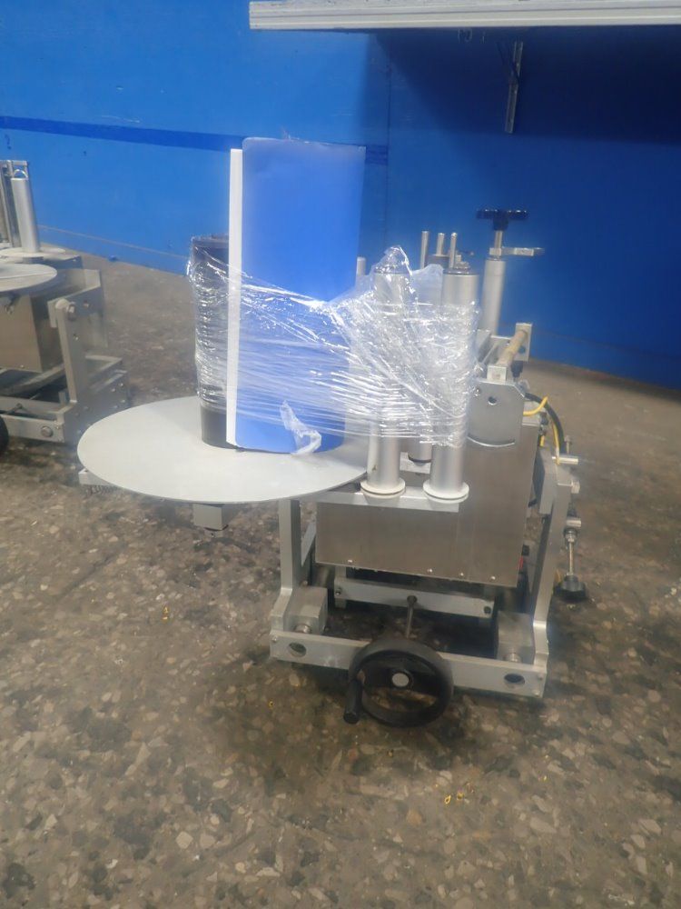 Universal Labeling Systems Labeler