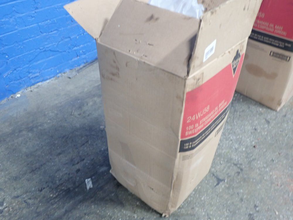 Tough Guy Oil Base Sweeping Compound