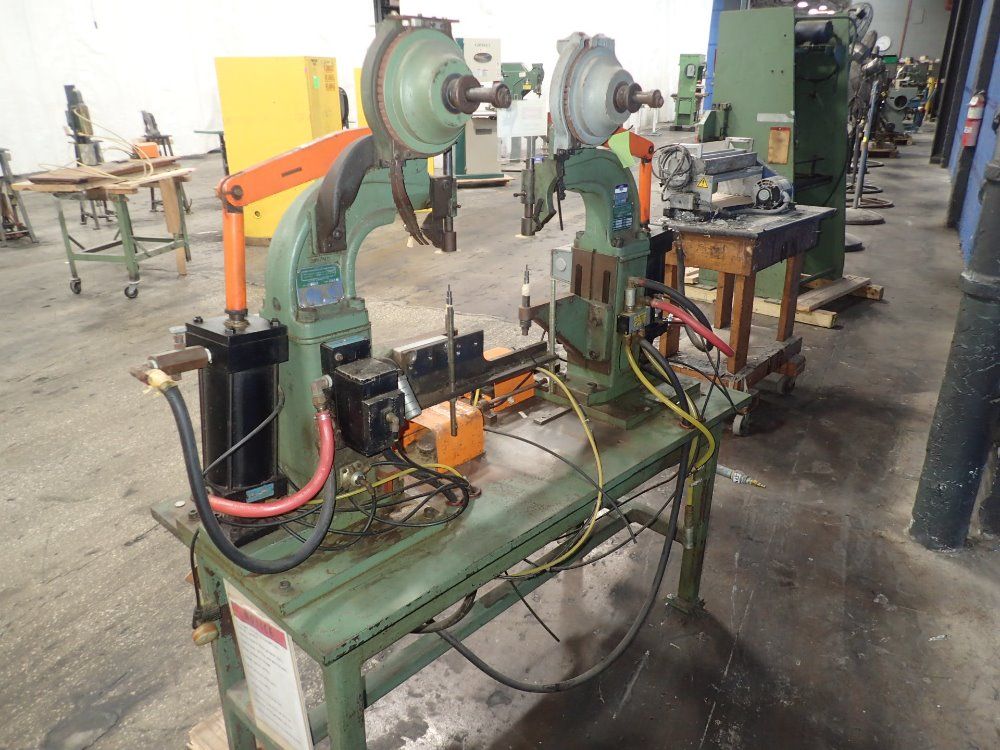 Townsend Dual Riveter