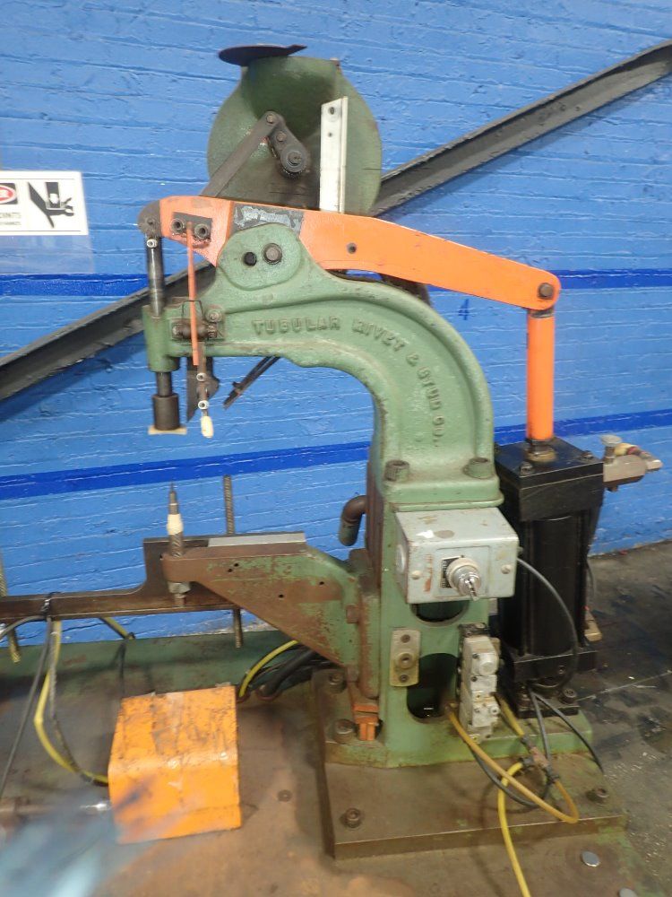 Townsend Dual Riveter