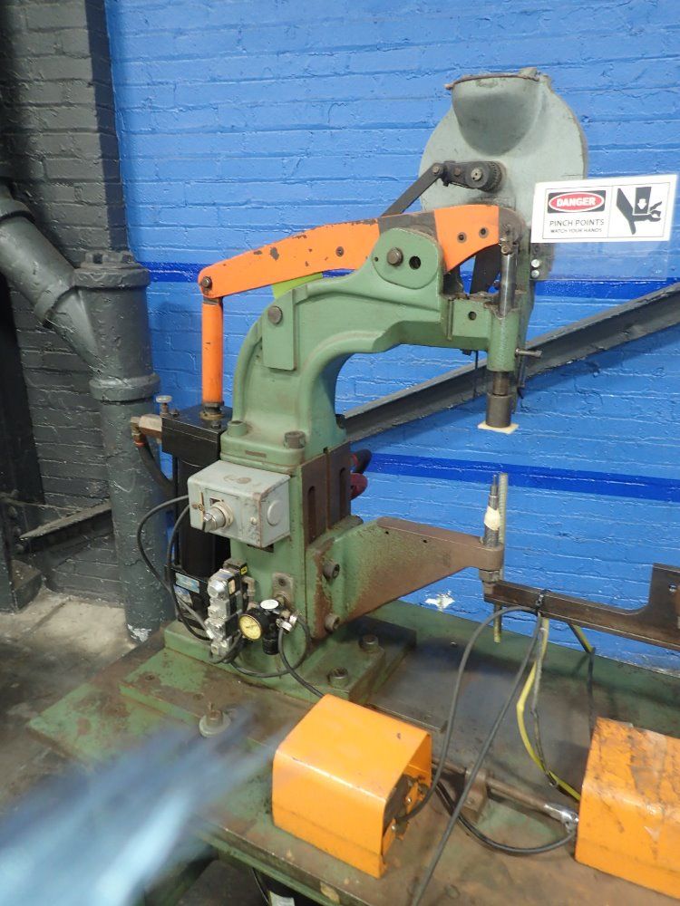 Townsend Dual Riveter