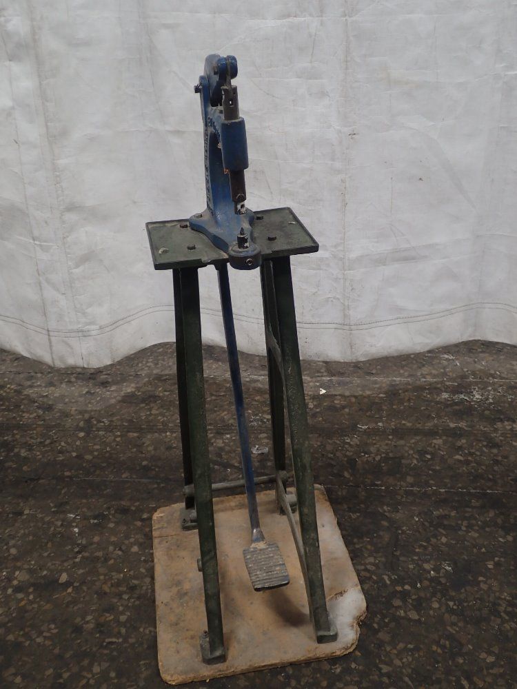 D.b. Die Works Kick Press