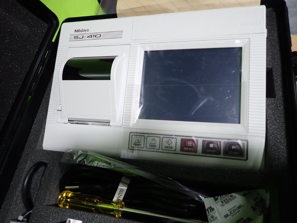 Mitutoyo Sj-410 Surface Roughness Measuring Tester - Sj-410