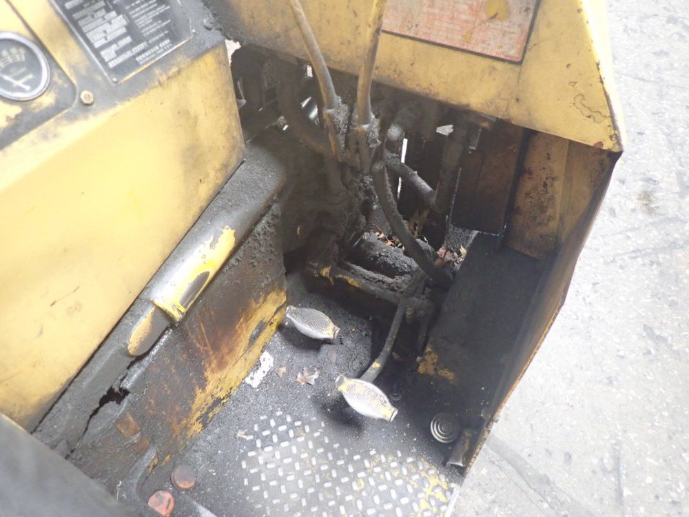 Towmotor Gas Forklift