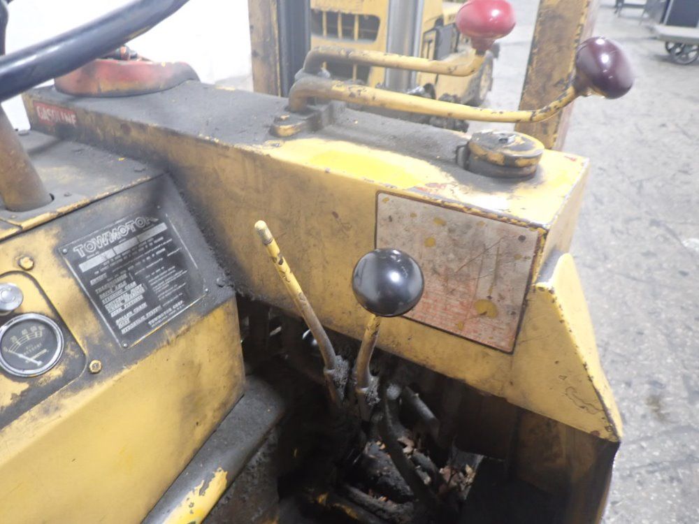 Towmotor Gas Forklift