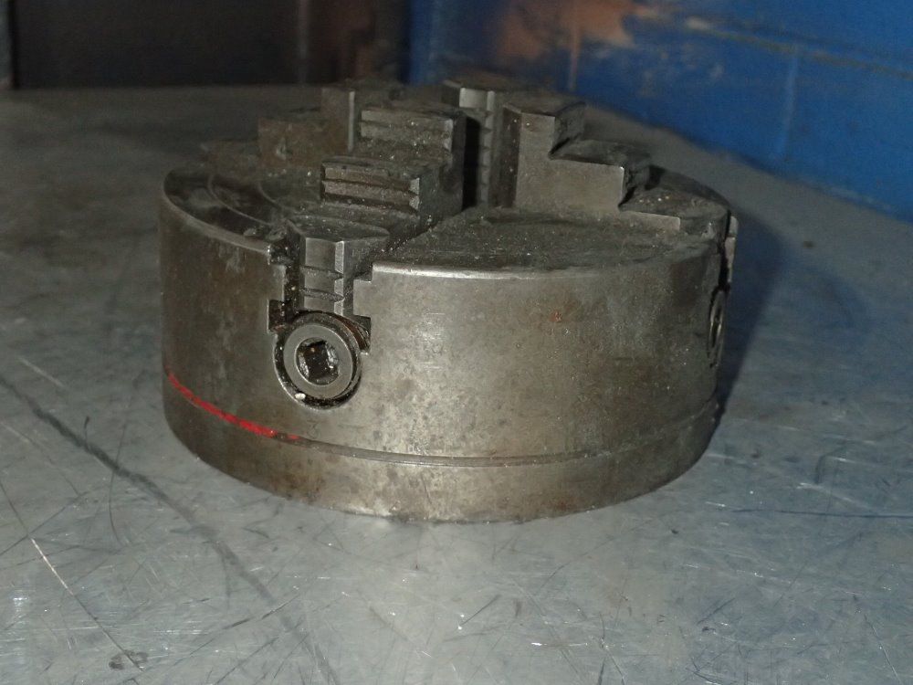 Accurax 4 Jaw Chuck