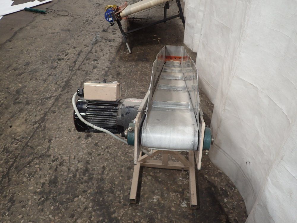 Plastic Processing Equipment Power Belt Conveyor