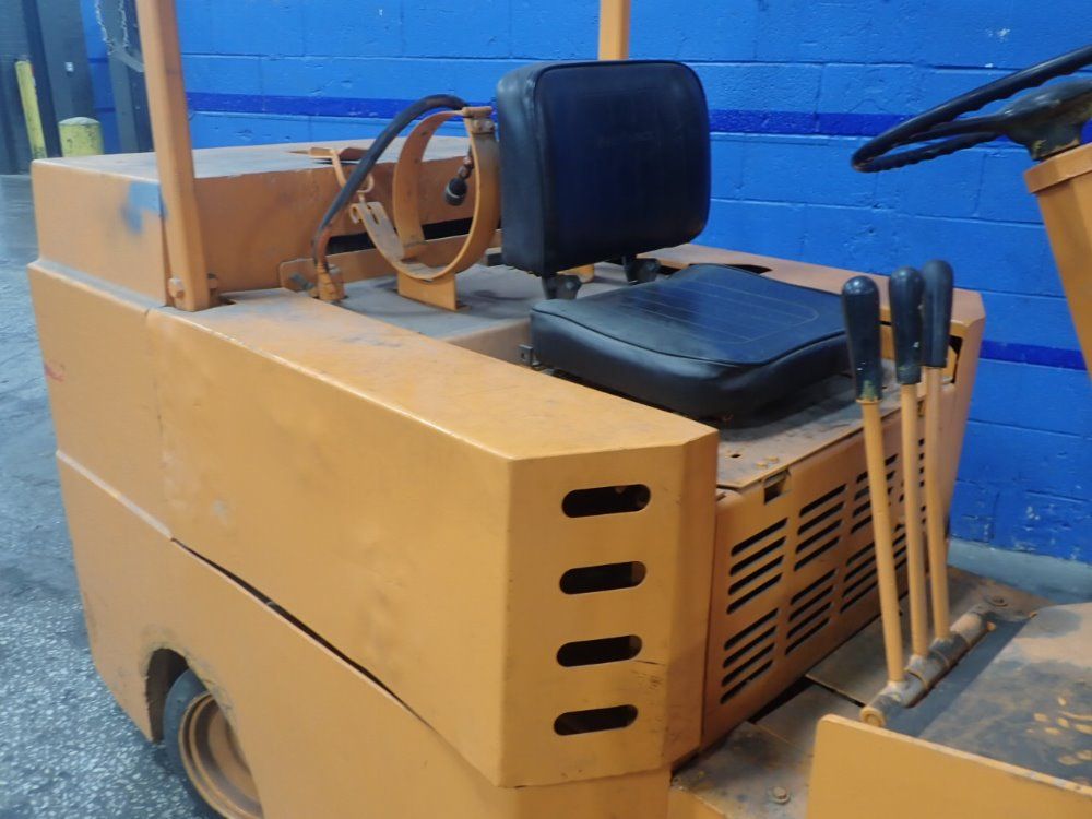 Allis Chalmers Propane Forklift