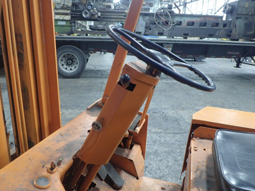 Allis Chalmers Propane Forklift